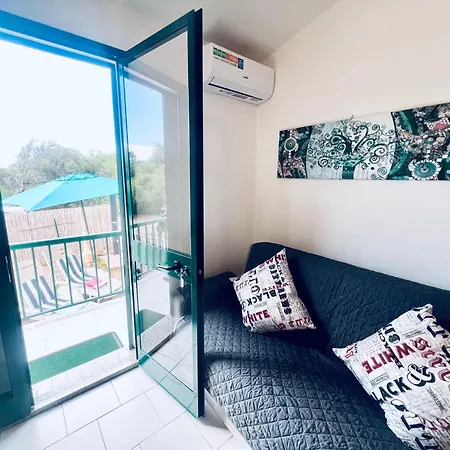 Apartament Magnolie Mare 100 Meters From The *